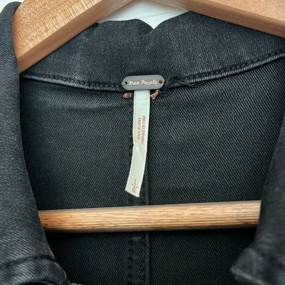 Free People Lennox Black Denim Utility Zip-Up Workwear Jumpsuit Women’s Large - Picture 6 of 10